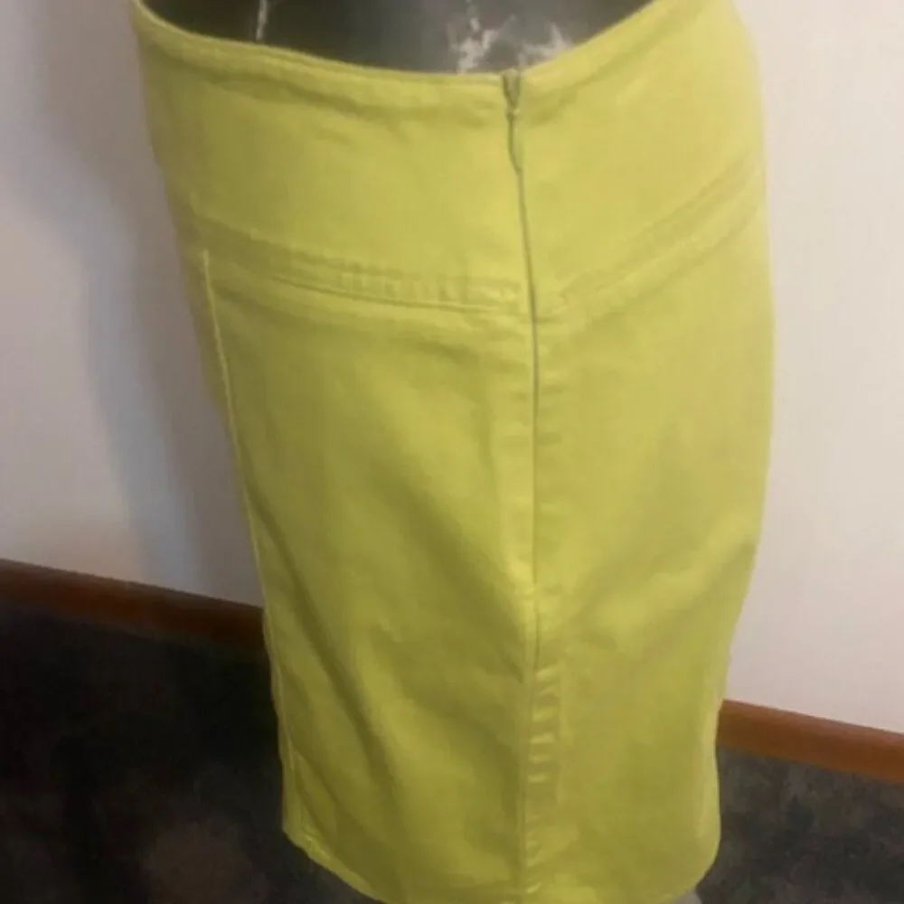 Chaus Lime Green Mini skirt, size 12